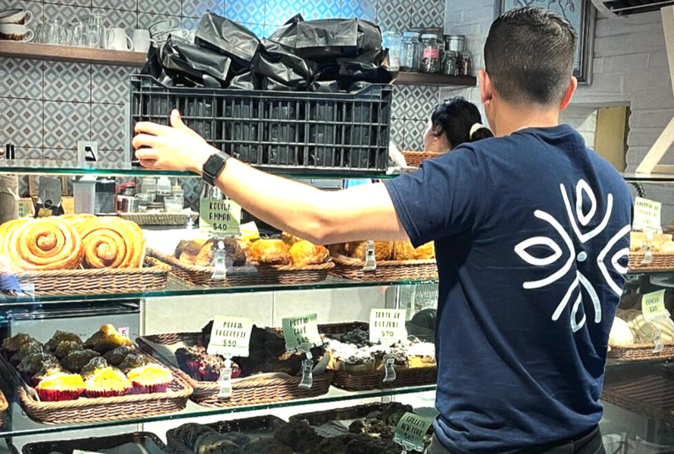 Cafe Cielo de Oro tshirt